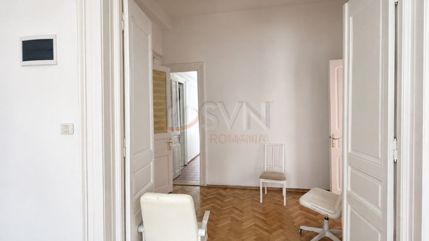 Apartament, 15 camere, 300 mp, Bucuresti / Sector 3 / P-ta Unirii — fotografia 3