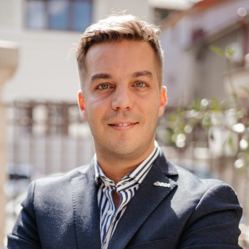 Broker Imobiliar 