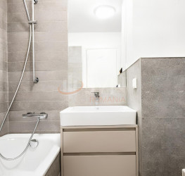 2 rooms in UNIRII RESIDENCE with underground parking included Bucuresti/Floreasca