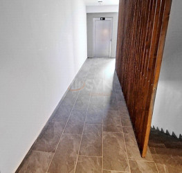 Apartament, 1 camera cu loc parcare exterior inclus Brasov/Blumana