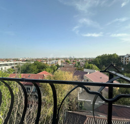 Apartament, 1 room with outdoor parking included Bucuresti/Pipera