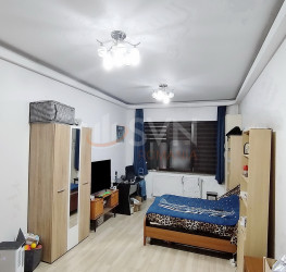 Apartament, 1 room with outdoor parking included Brasov/Tractorul