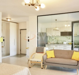 Apartament, 1 room with outdoor parking included Bucuresti/Aviatiei