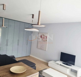 Apartament, 1 room with outdoor parking included Bucuresti/Iancu Nicolae