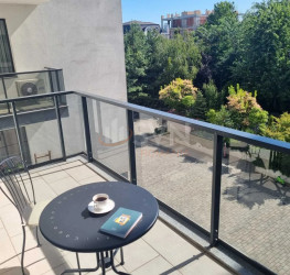 Apartament, 1 room with outdoor parking included Bucuresti/Iancu Nicolae