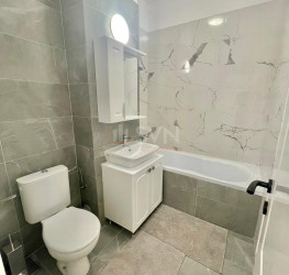 Apartament, 1 room with outdoor parking included Bucuresti/Lujerului