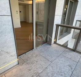 Apartament, 1 room with outdoor parking included Bucuresti/Pipera