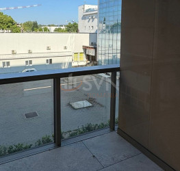 Apartament, 1 room with outdoor parking included Bucuresti/Pipera