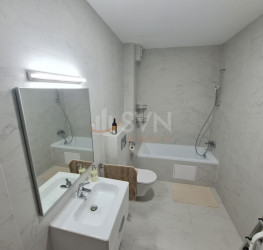 Apartament, 1 room with outdoor parking included Bucuresti/Pipera