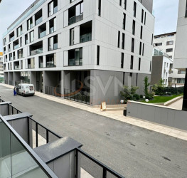 Apartament, 1 room with underground parking included Bucuresti/Herastrau