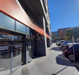 Apartament, 1 room with underground parking included Bucuresti/Pipera