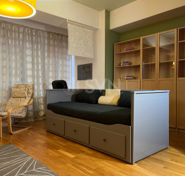 Apartament, 1 room with underground parking included Bucuresti/Pipera