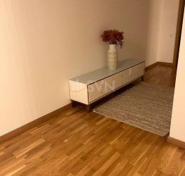 Apartament, 1 room with underground parking included Bucuresti/Banu Manta