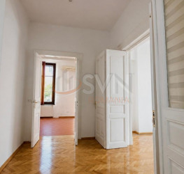 Apartament, 15 camere, 300 mp Bucuresti/P-ta Unirii