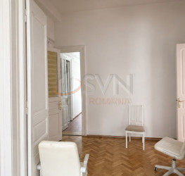 Apartament, 15 rooms, 300 mp Bucuresti/P-ta Unirii