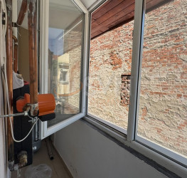 Apartament, 15 rooms, 300 mp Bucuresti/P-ta Unirii