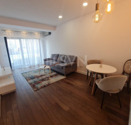 Apartament, 2 camere cu loc parcare exterior inclus Bucuresti/Piata Victoriei