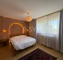 Apartament, 2 camere cu loc parcare exterior inclus Bucuresti/Cismigiu