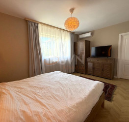 Apartament, 2 camere cu loc parcare exterior inclus Bucuresti/Cismigiu