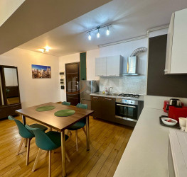 Apartament, 2 camere cu loc parcare exterior inclus Bucuresti/Pipera