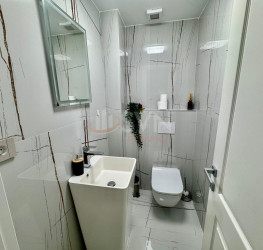 Apartament, 2 camere cu loc parcare exterior inclus Bucuresti/Piata Unirii (s5)