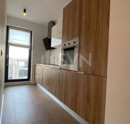 Apartament, 2 camere cu loc parcare exterior inclus Bucuresti/Herastrau