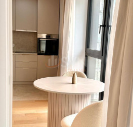 Apartament, 2 camere cu loc parcare exterior inclus Bucuresti/Pipera
