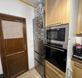 Apartament, 2 camere cu loc parcare exterior inclus Bucuresti/Dorobanti