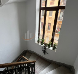 Apartament, 2 camere cu loc parcare exterior inclus Bucuresti/Dorobanti