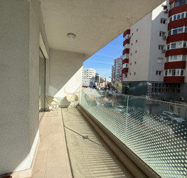 Apartament, 2 camere cu loc parcare exterior inclus Bucuresti/1 Mai