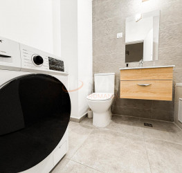 Apartament, 2 camere cu loc parcare exterior inclus Bucuresti/Parcul Carol