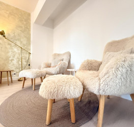 Apartament, 2 camere cu loc parcare exterior inclus Bucuresti/Parcul Carol