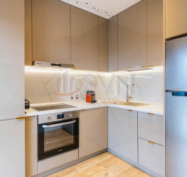 Apartament, 2 camere cu loc parcare exterior inclus Bucuresti/Barbu Vacarescu