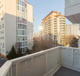 Apartament, 2 camere cu loc parcare subteran inclus Bucuresti/Herastrau