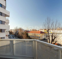 Apartament, 2 camere cu loc parcare subteran inclus Bucuresti/Herastrau