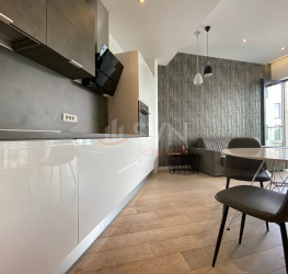 Apartament, 2 camere cu loc parcare subteran inclus Bucuresti/Herastrau