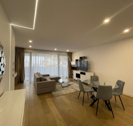 Apartament, 2 camere cu loc parcare subteran inclus Bucuresti/Herastrau