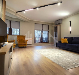 Apartament, 2 camere cu loc parcare subteran inclus Bucuresti/Herastrau