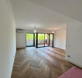 Apartament, 2 camere cu loc parcare subteran inclus Bucuresti/Baneasa