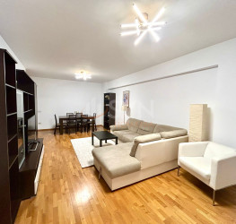 Apartament, 2 camere cu loc parcare subteran inclus Bucuresti/Herastrau