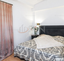 Apartament, 2 rooms, 121 mp Bucuresti/P-ta Universitatii