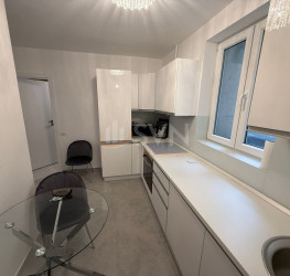 Apartament, 2 rooms, 46 mp Bucuresti/Ferdinand