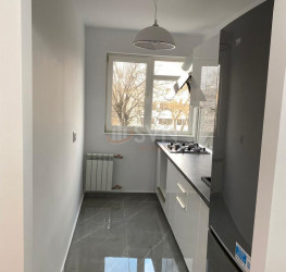 Apartament, 2 rooms, 48.9 mp Bucuresti/P-ta Victoriei