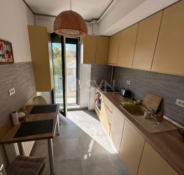 Apartament, 2 rooms, 60 mp Bucuresti/Damaroaia
