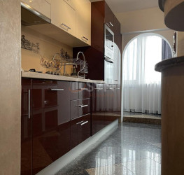 Apartament, 2 rooms, 66 mp Bucuresti/Decebal