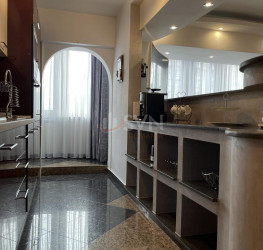 Apartament, 2 rooms, 66 mp Bucuresti/Decebal