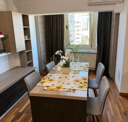 Apartament, 2 rooms, 71 mp Bucuresti/Piata Unirii (s3)
