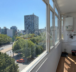 Apartament, 2 rooms, 77 mp Bucuresti/P-ta Unirii