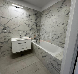 Apartament, 2 rooms with outdoor parking included Bucuresti/Baneasa