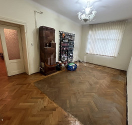 Apartament, 2 rooms with outdoor parking included Bucuresti/Domenii